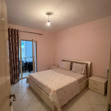 Lola Semesterbostad *